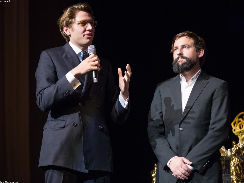 ការប្រកួតនិងរង្វាន់ក្នុងសង្គមខ្មែរ